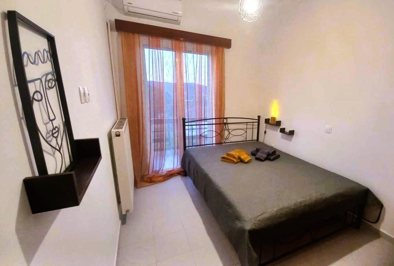 Ferienwohnung Triζin Galatás Exterior foto