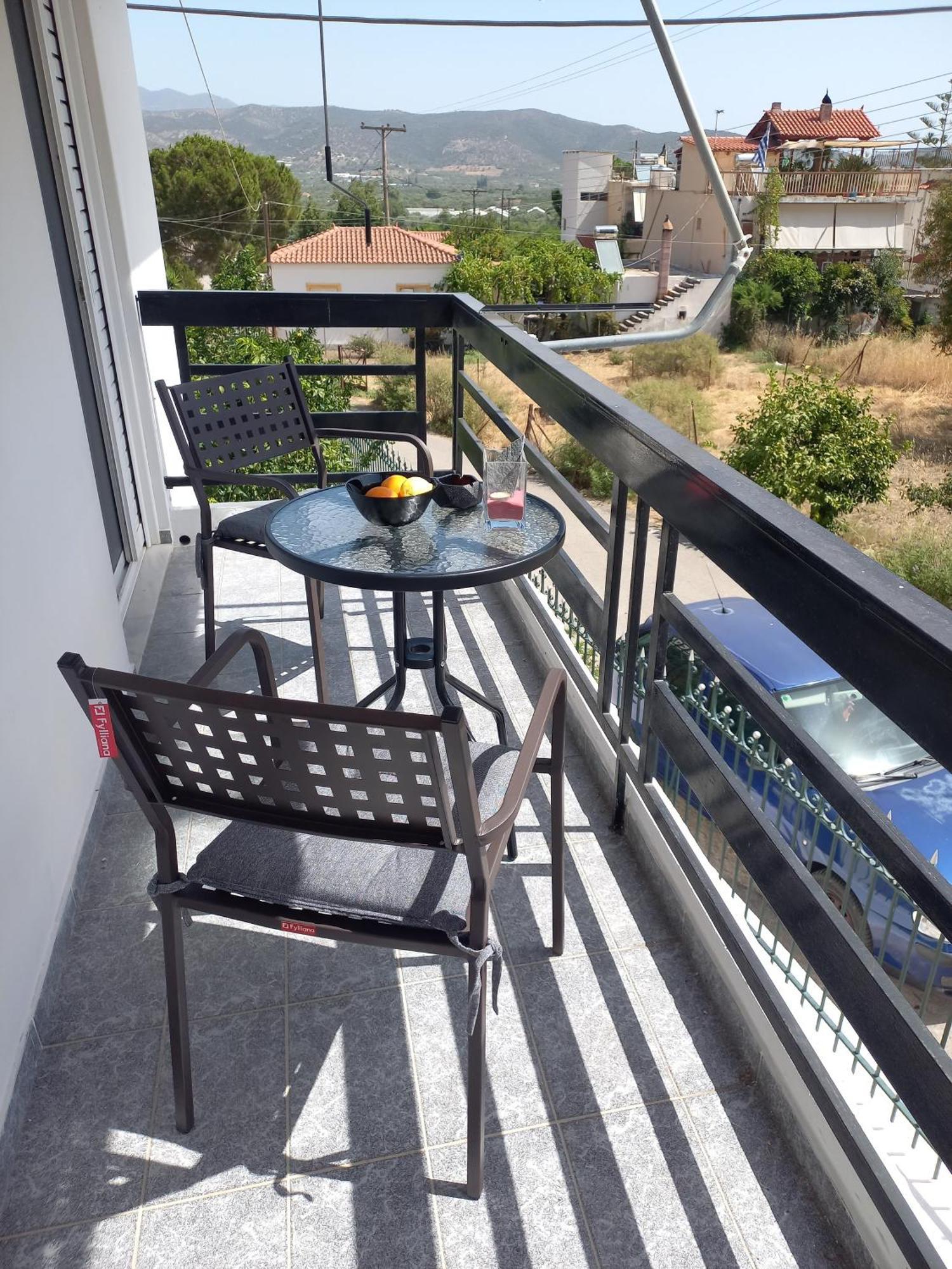Ferienwohnung Triζin Galatás Exterior foto